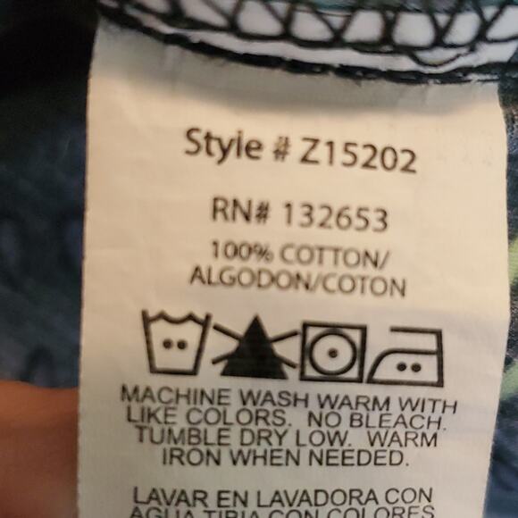 Zoe & Chloe Printed Scrub Top s/p - Picture 4 of 5